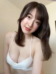 Sakura Sakurada สายตาเจ้าชู้สะกดใจ นักแสดงสาวหน้าใสที่สบตาเพียงนาทีก็ทำให้หลงรักได้อย่างไม่รู้ตัว